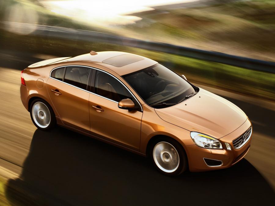  Volvo S60 2010 года  (фото 88 из 226)